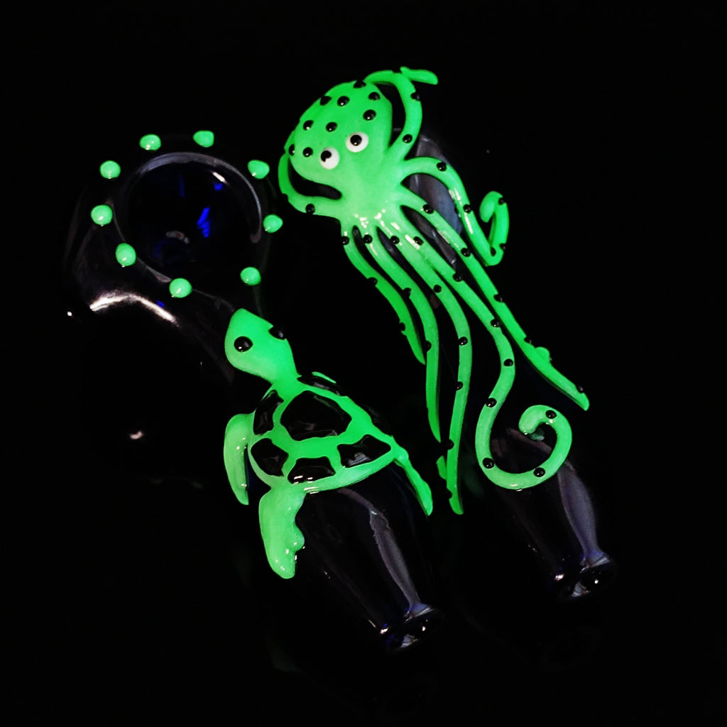 Glow in the Dark Octopus Glass Pipe